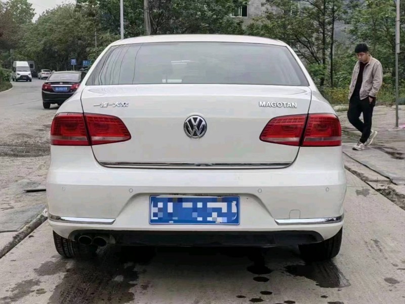 重庆12年大众迈腾5