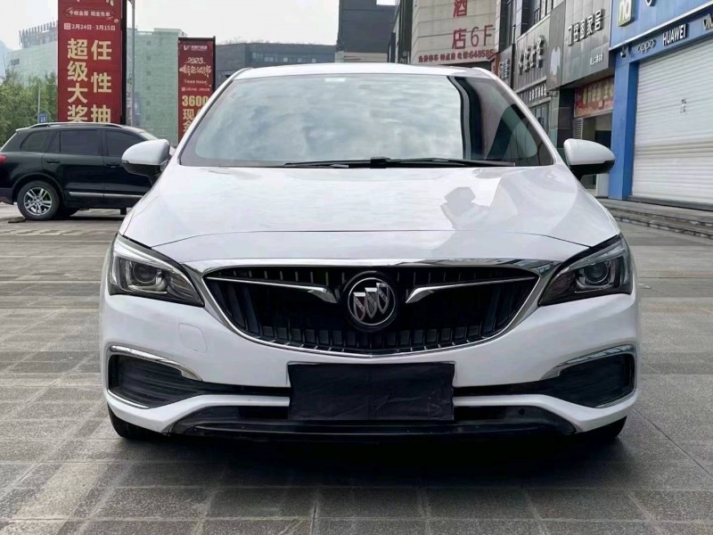 重庆18年别克威朗1