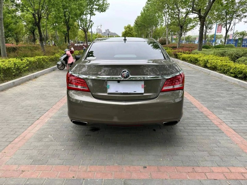 徐州15年别克君越5