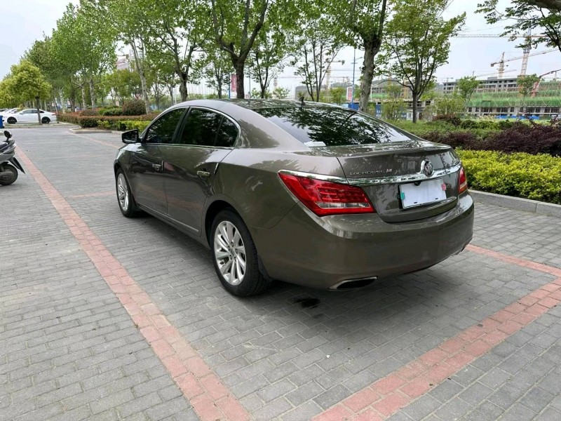 徐州15年别克君越9