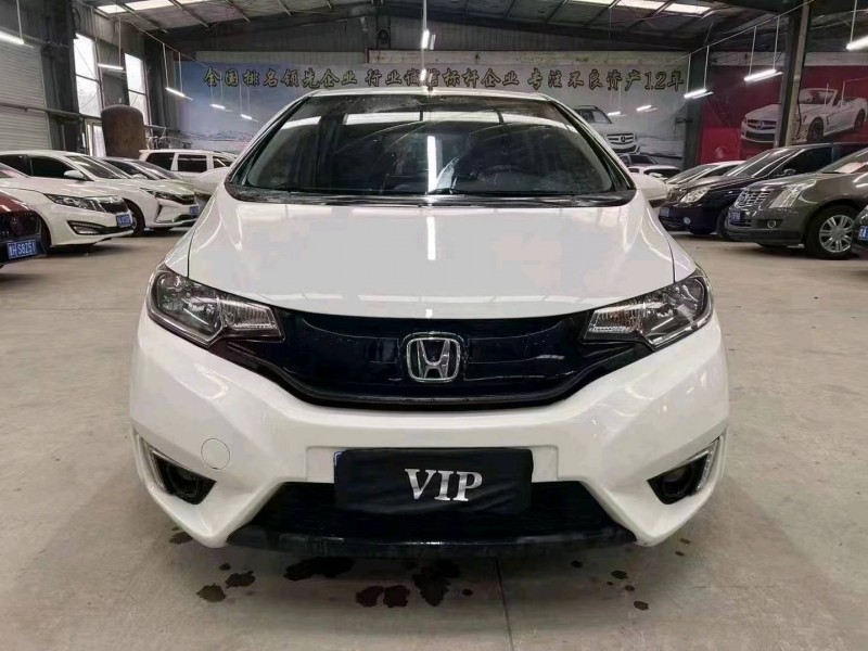 济宁15年本田飞度1