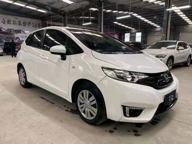 济宁15年本田飞度2