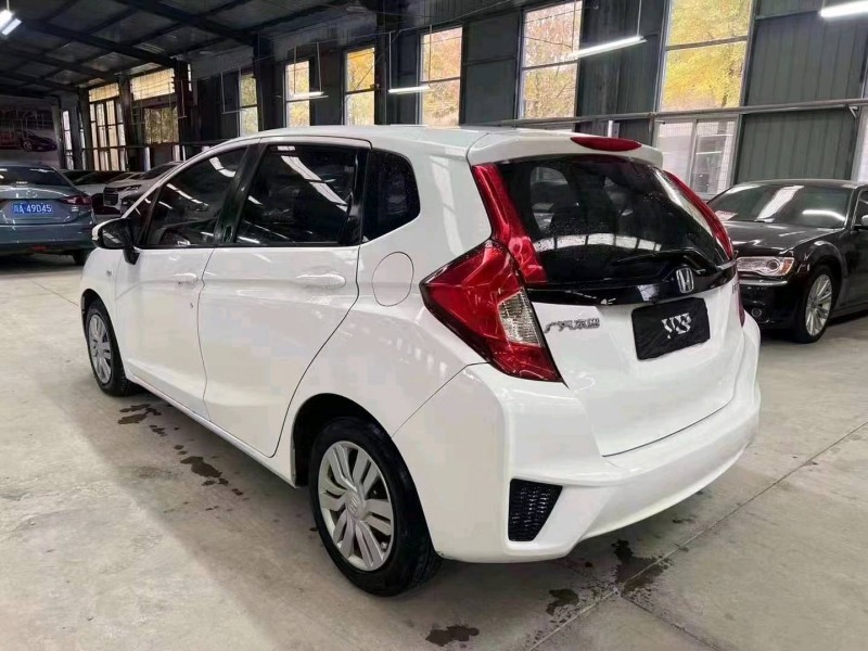 济宁15年本田飞度7