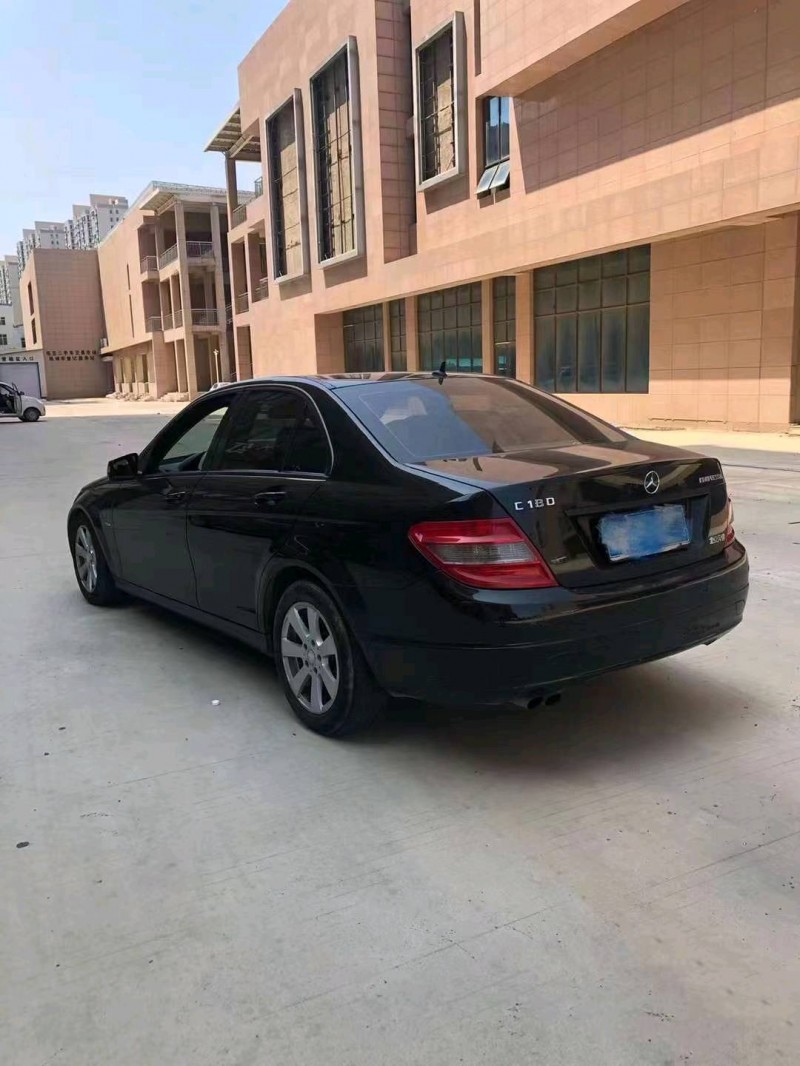 石家庄10年奔驰C2