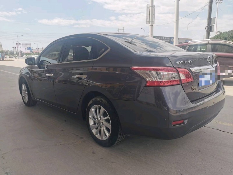 保定15年日产轩逸8