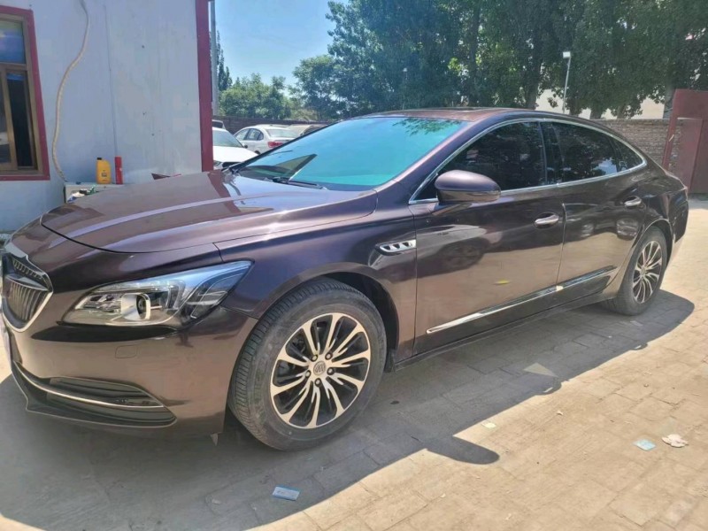 保定17年别克君越2