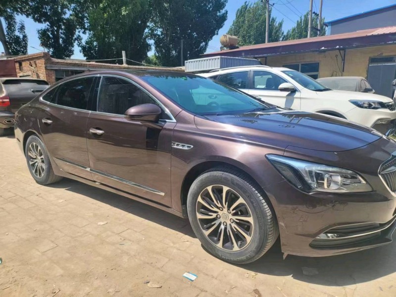 保定17年别克君越8