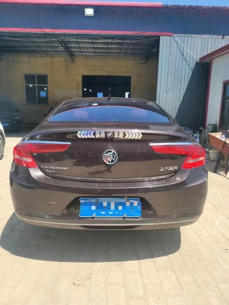 保定17年别克君越9