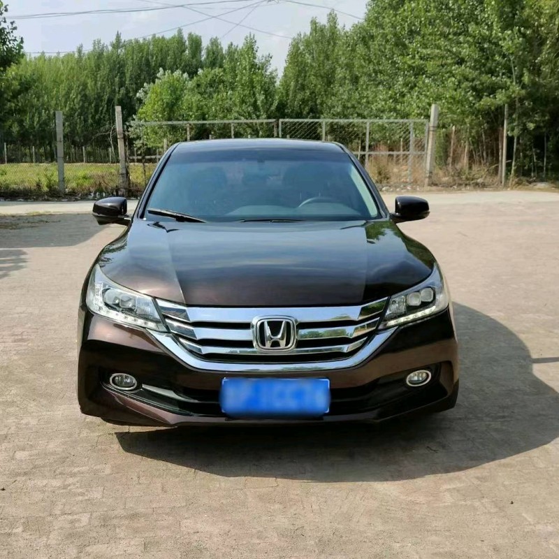 济南13年本田雅阁1