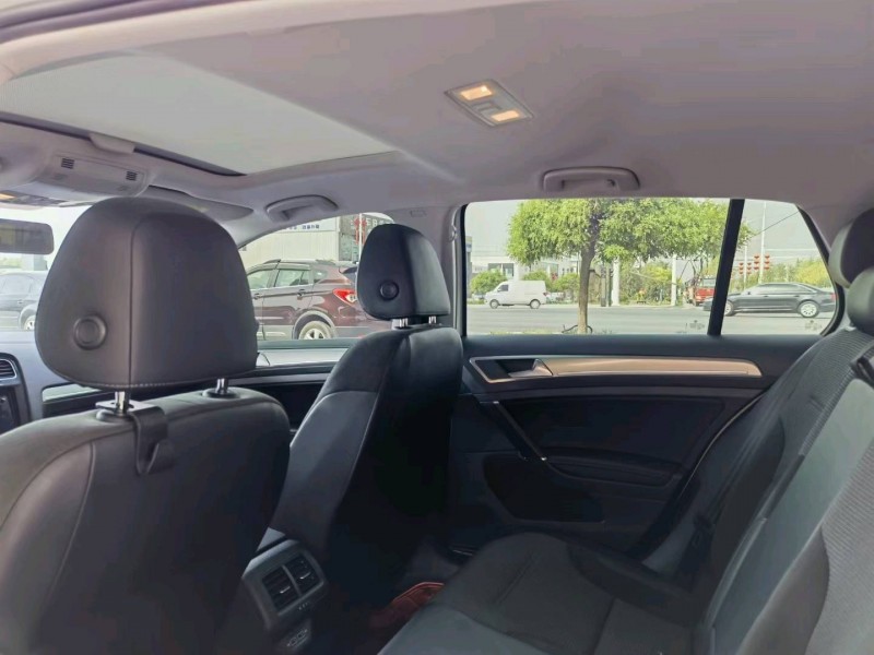 保定20年大众高尔夫5