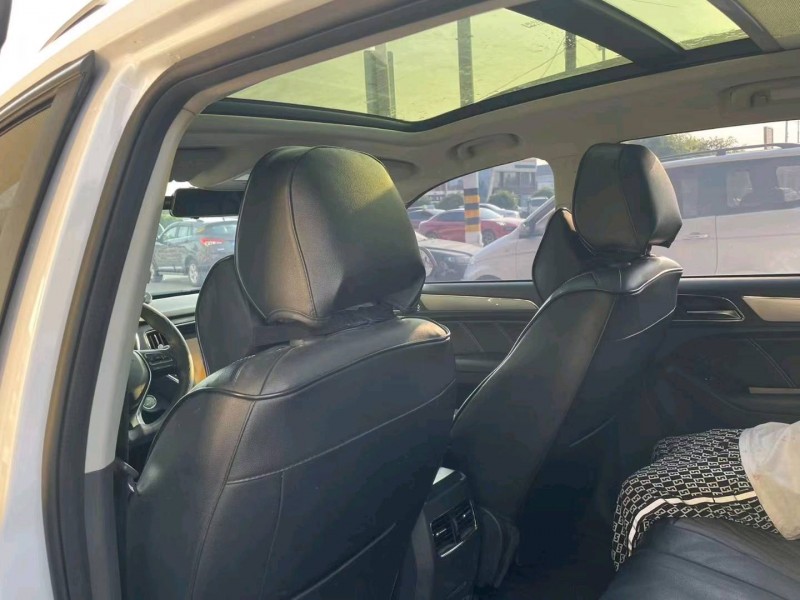 保定21年荣威RX58