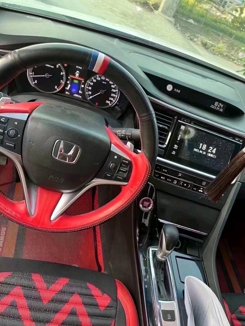 济南15年本田思铂睿5