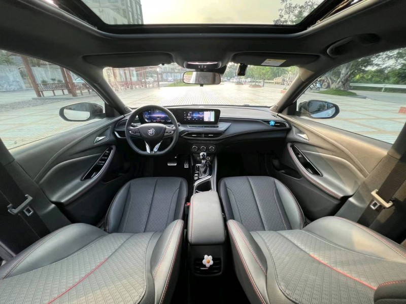 汕头22年别克威朗7