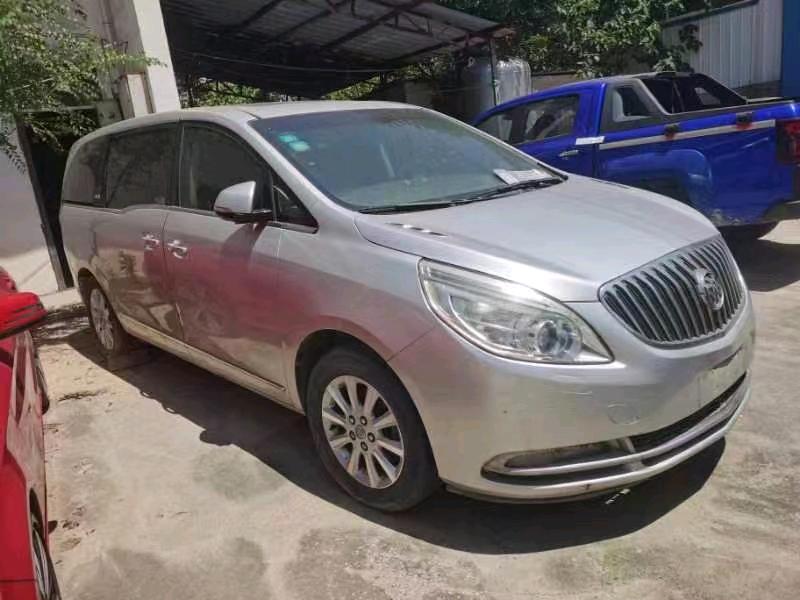 武汉11年别克GL81