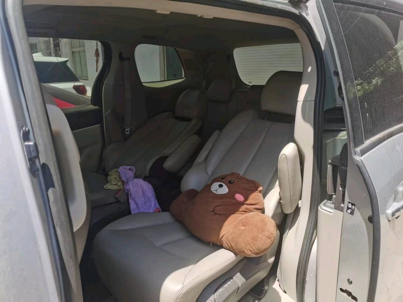 武汉11年别克GL84