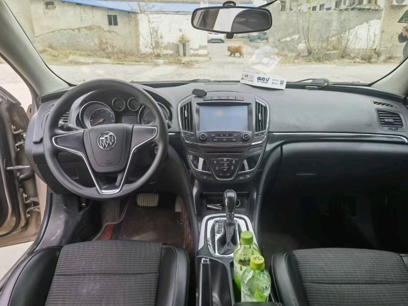 徐州16年别克君威6