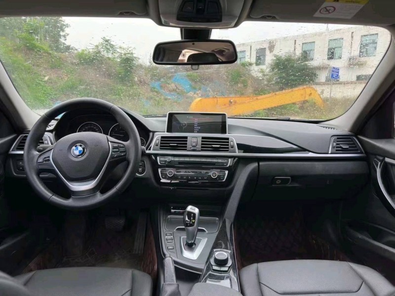 平顶山17年宝马3系7