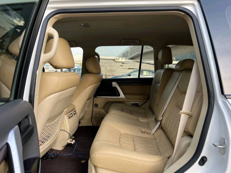 邢台18年丰田兰德酷路泽4