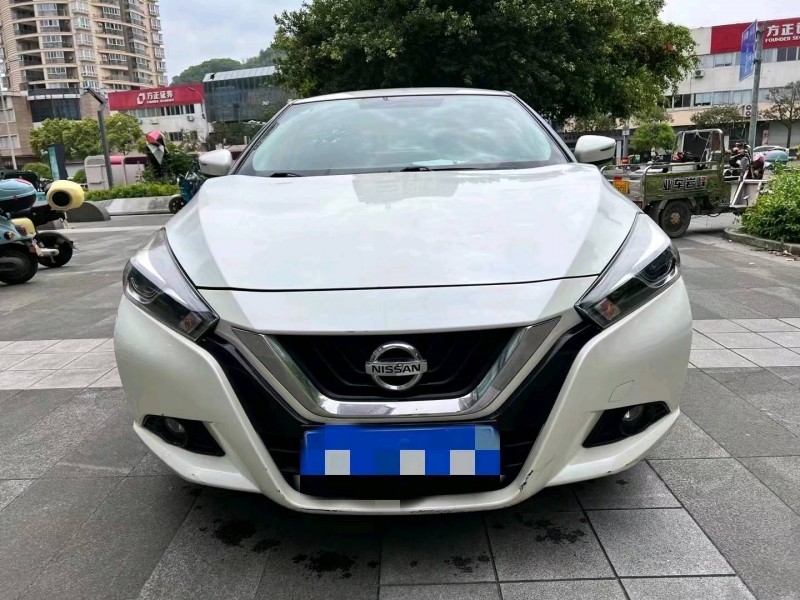 湖州18年日產藍鳥1