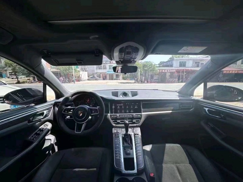 衡阳21年保时捷Macan4