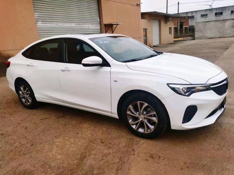 苏州23年别克威朗2