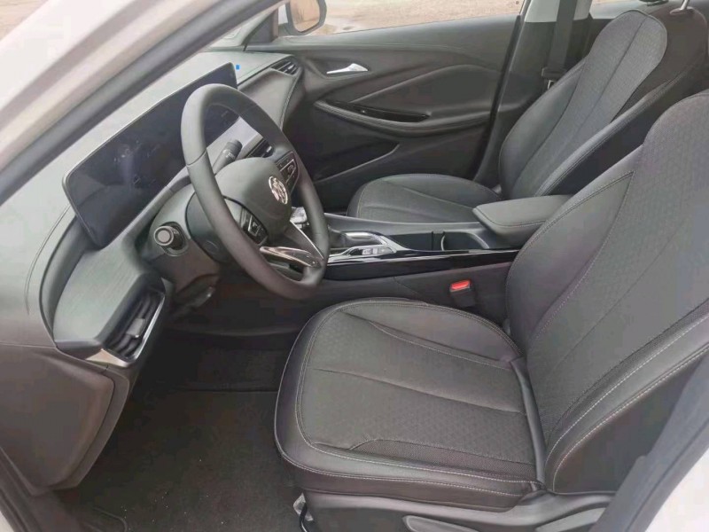 苏州23年别克威朗7