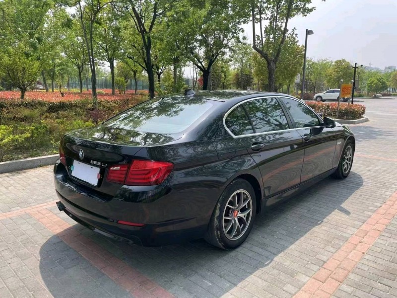徐州12年宝马5系5