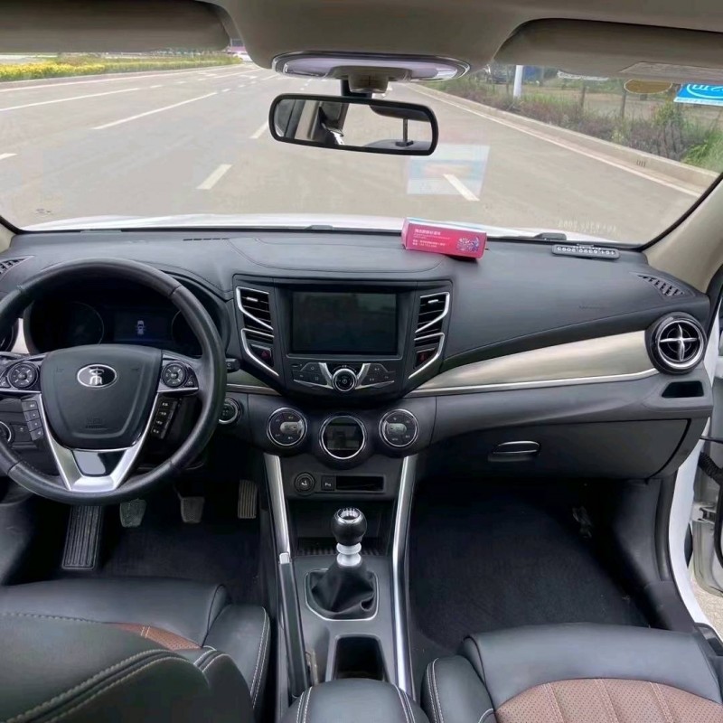 济南17年比亚迪宋8