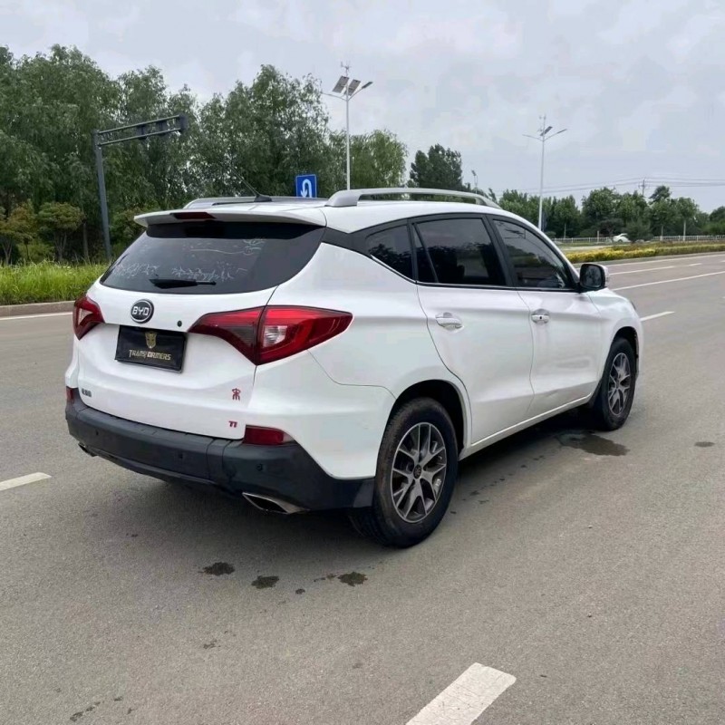 济南17年比亚迪宋9