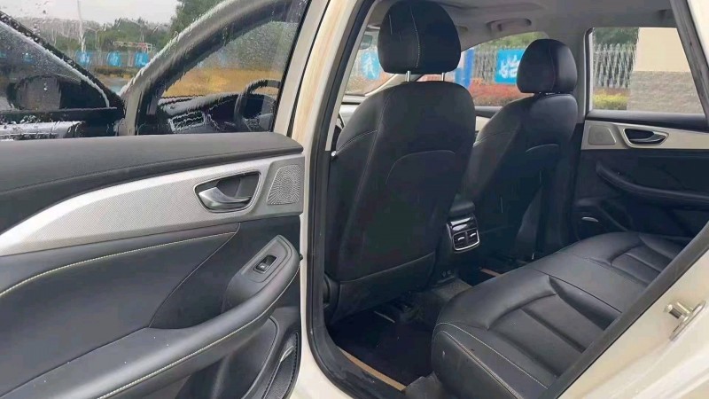 淮南21年荣威i64