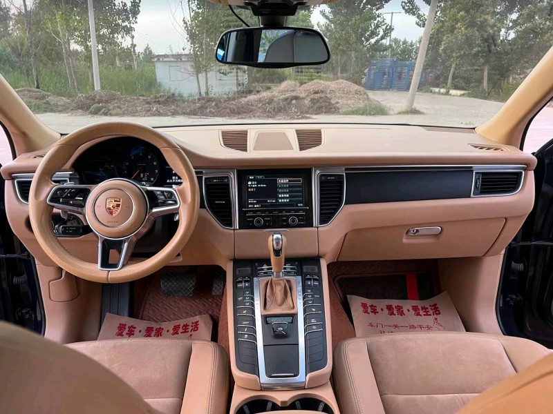 徐州15年保时捷Macan5