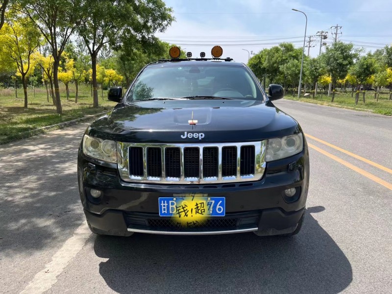北京12年Jeep大切诺基1