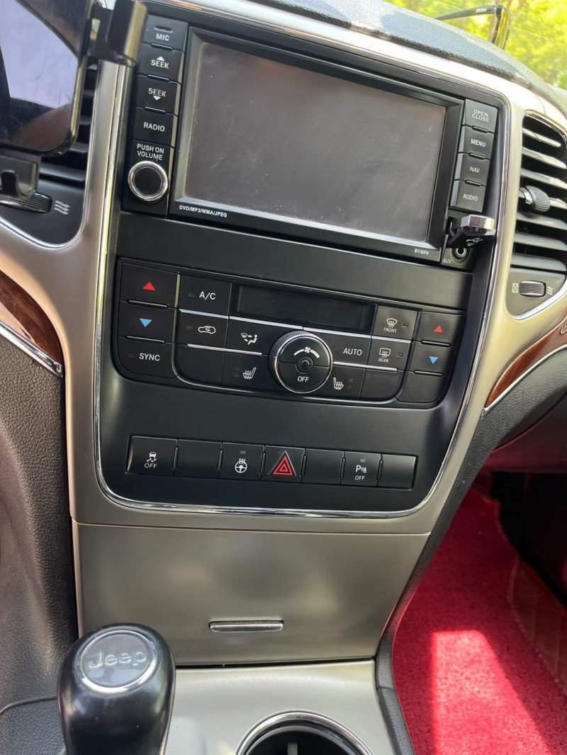 北京12年Jeep大切诺基7