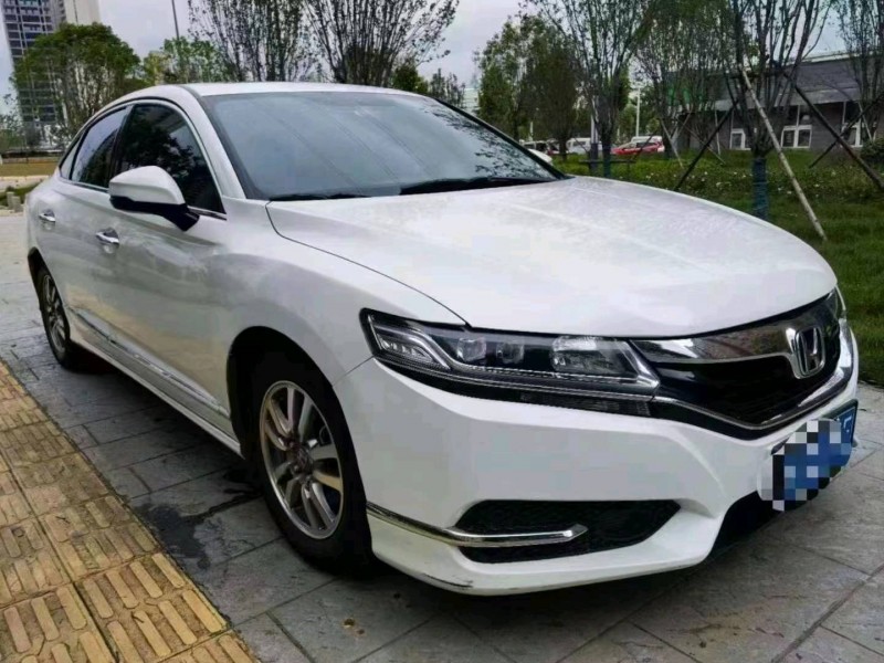 宜昌18年本田思铂睿3