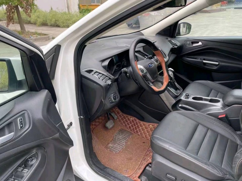 宜昌16年福特翼虎9