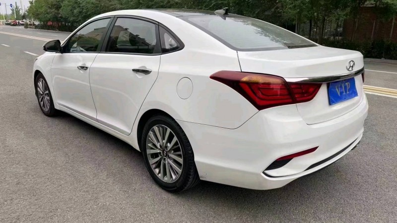 北京17年现代名图8