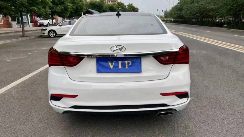 北京17年现代名图9