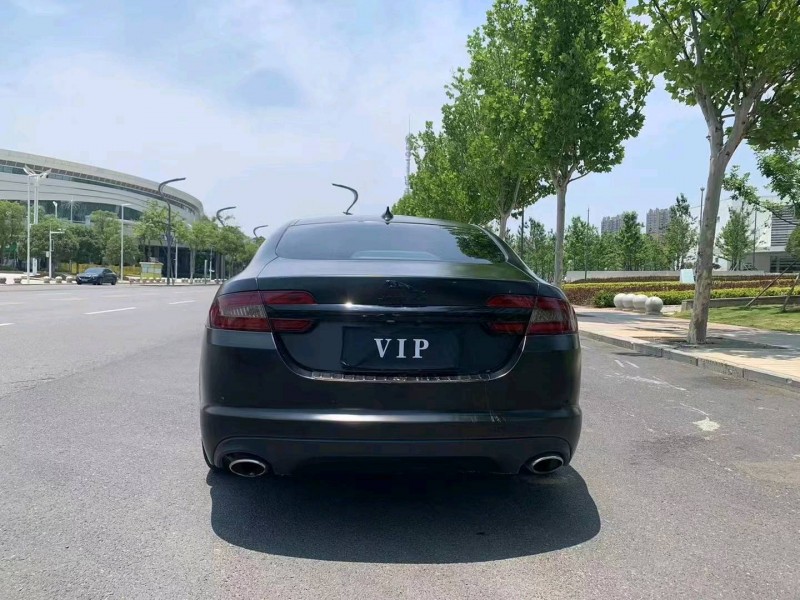 宜昌15年捷豹XF7