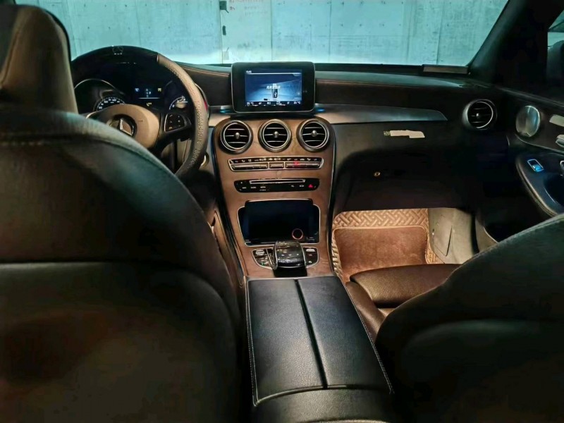 保定16年奔驰GLC3