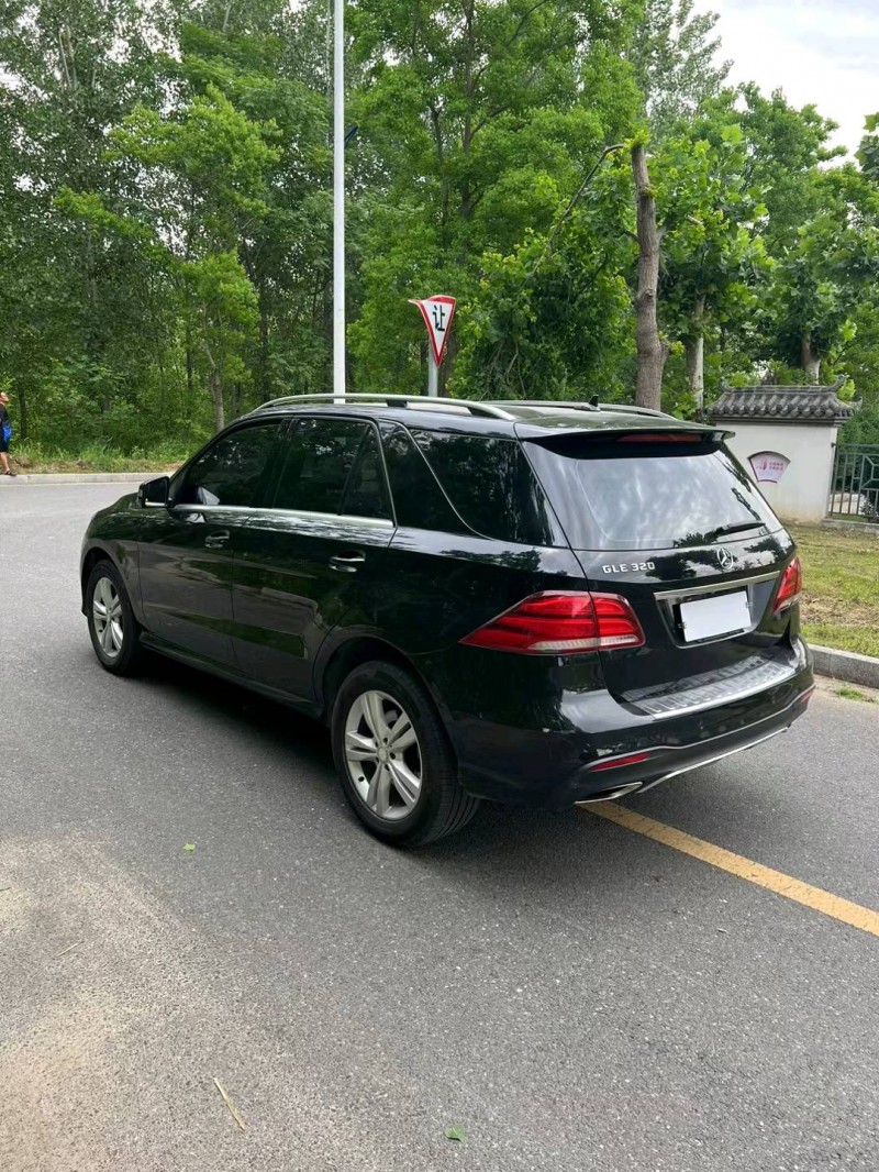 宿迁16年奔驰GLE7