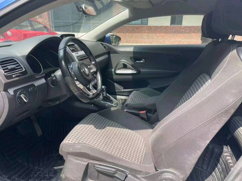 济南15年大众尚酷6