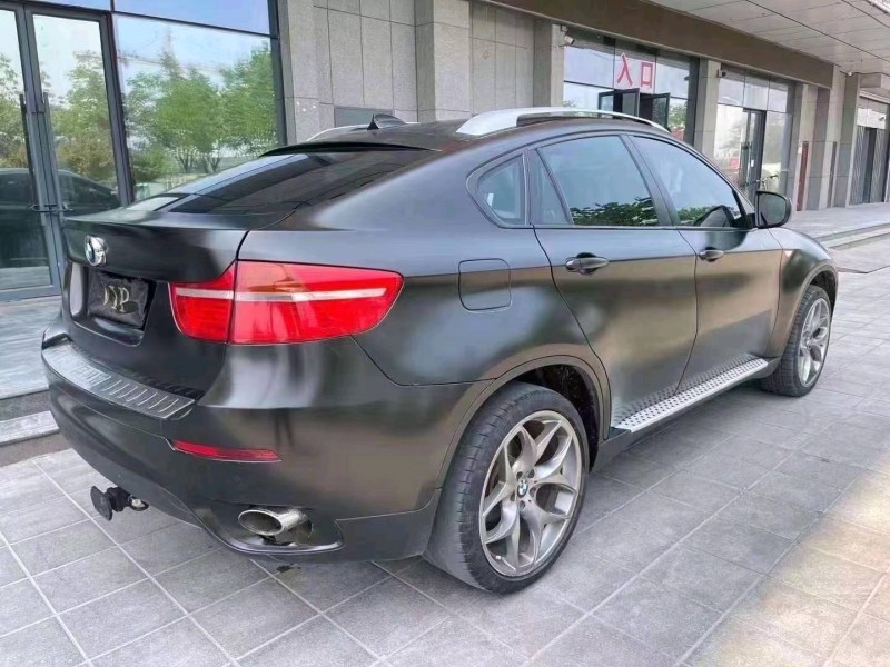 东营11年宝马X68