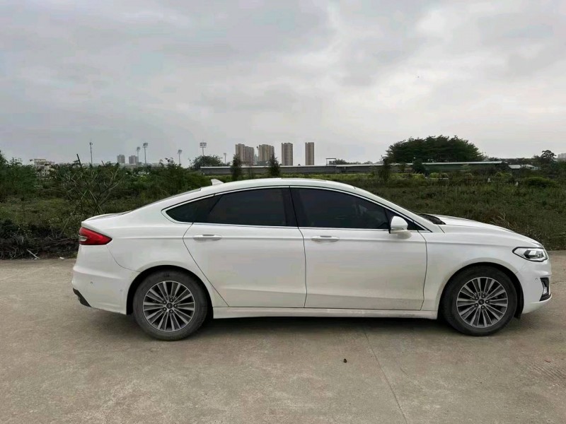 中山20年福特蒙迪欧9