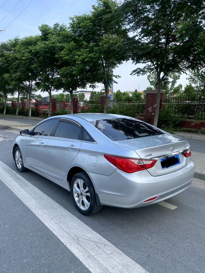 淮南13年现代索纳塔八4