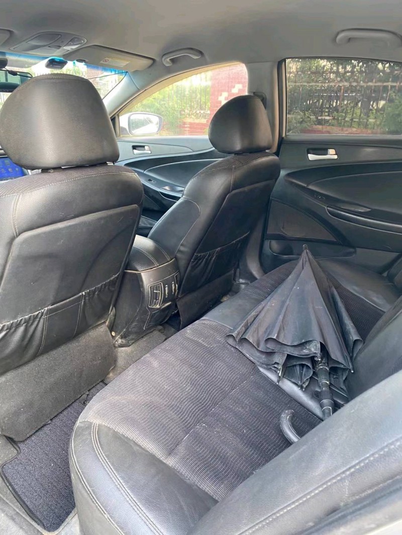 淮南13年现代索纳塔八6