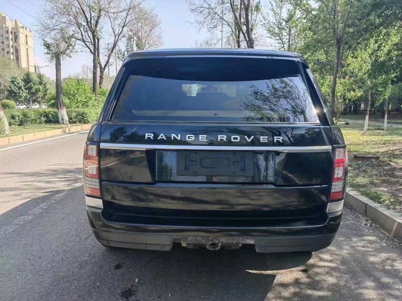 济南16年路虎揽胜行政9