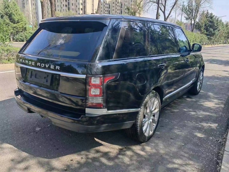 济南16年路虎揽胜行政8