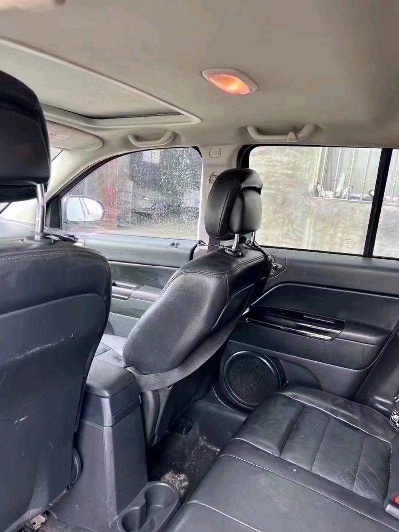 青岛13年Jeep指南者6