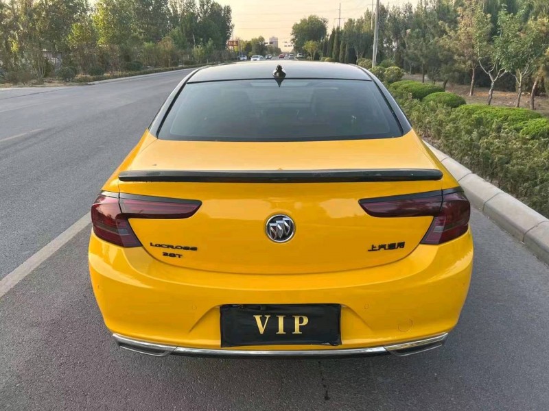 东营16年别克君越5