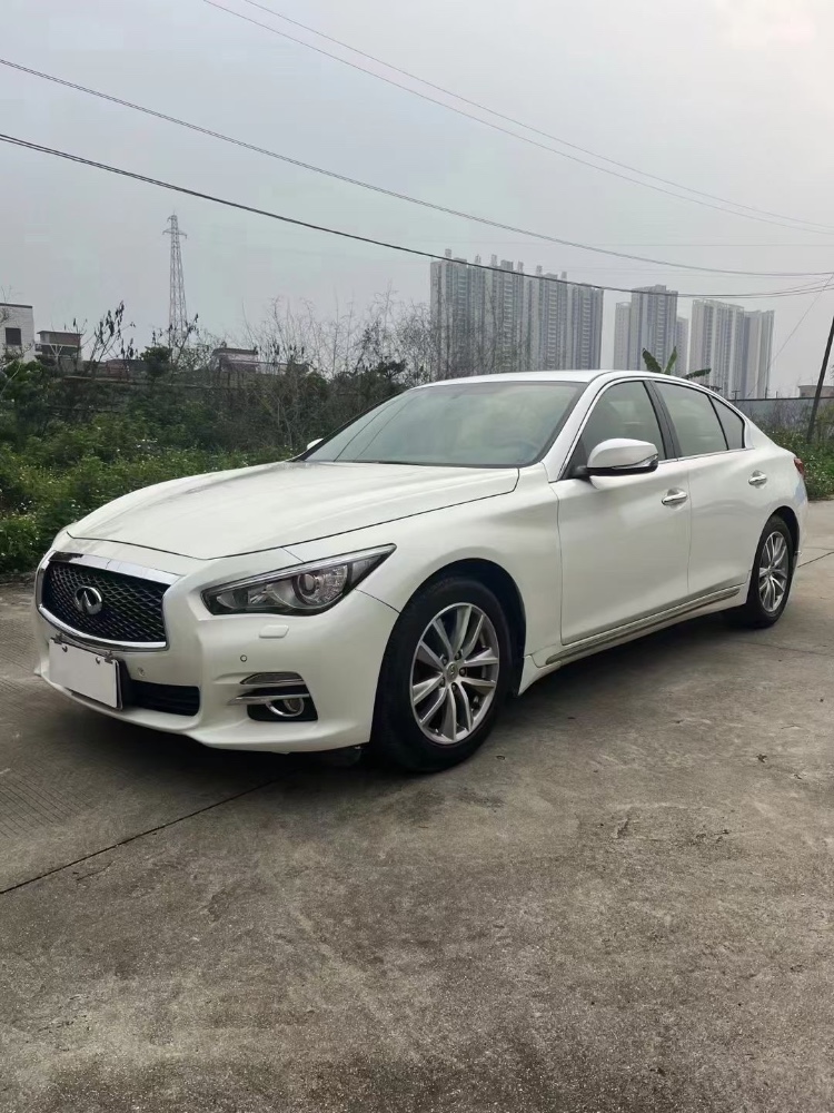 佛山15年英菲尼迪Q502
